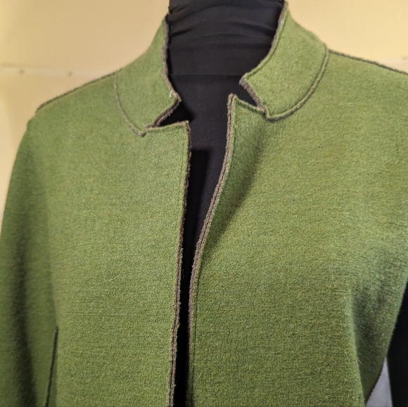 Eileen Fisher Merino Wool Green Slim Cut Button Up Pockets Long Sleeve Medium - Picture 2 of 7